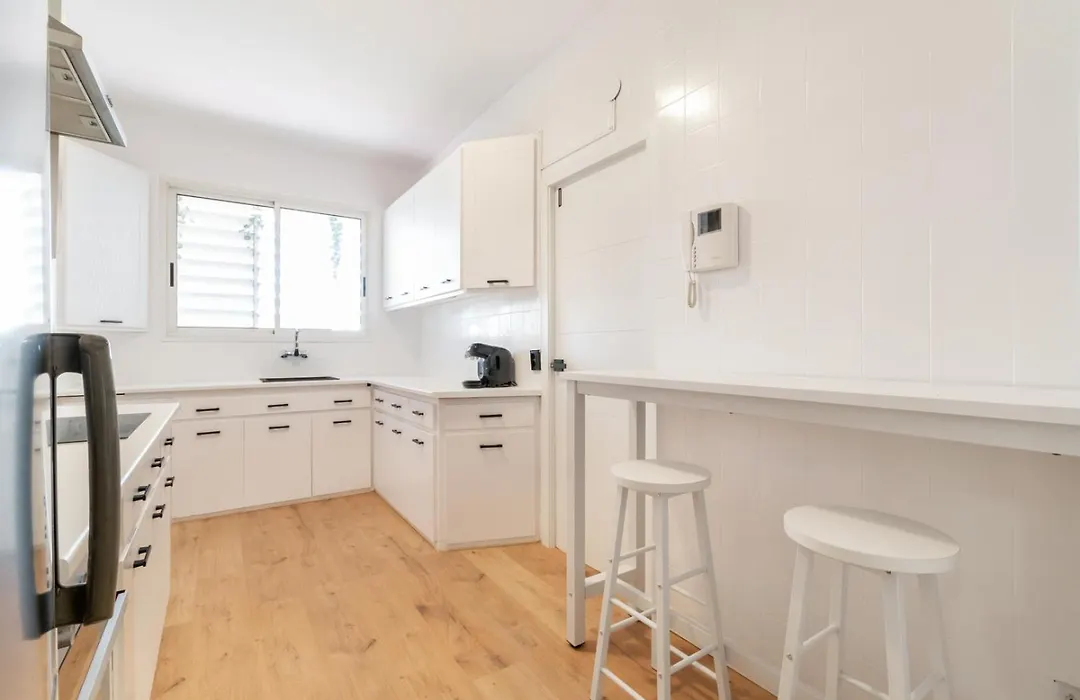 Coliving Gran Via Carlos III-1