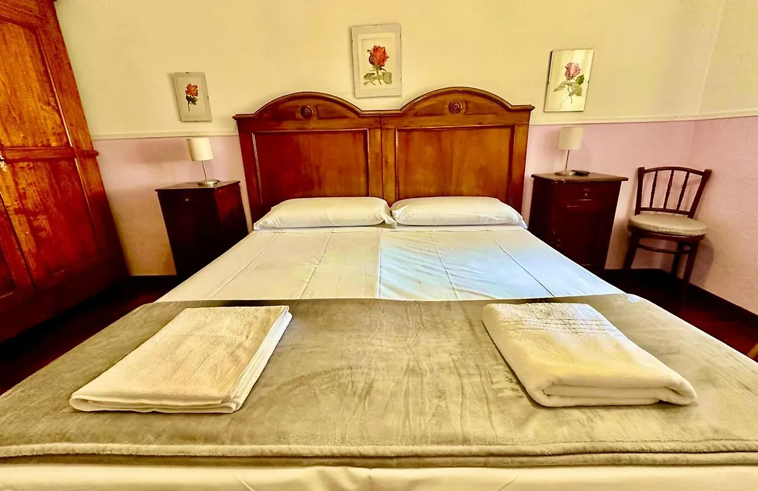 Pardis Guest House-1
