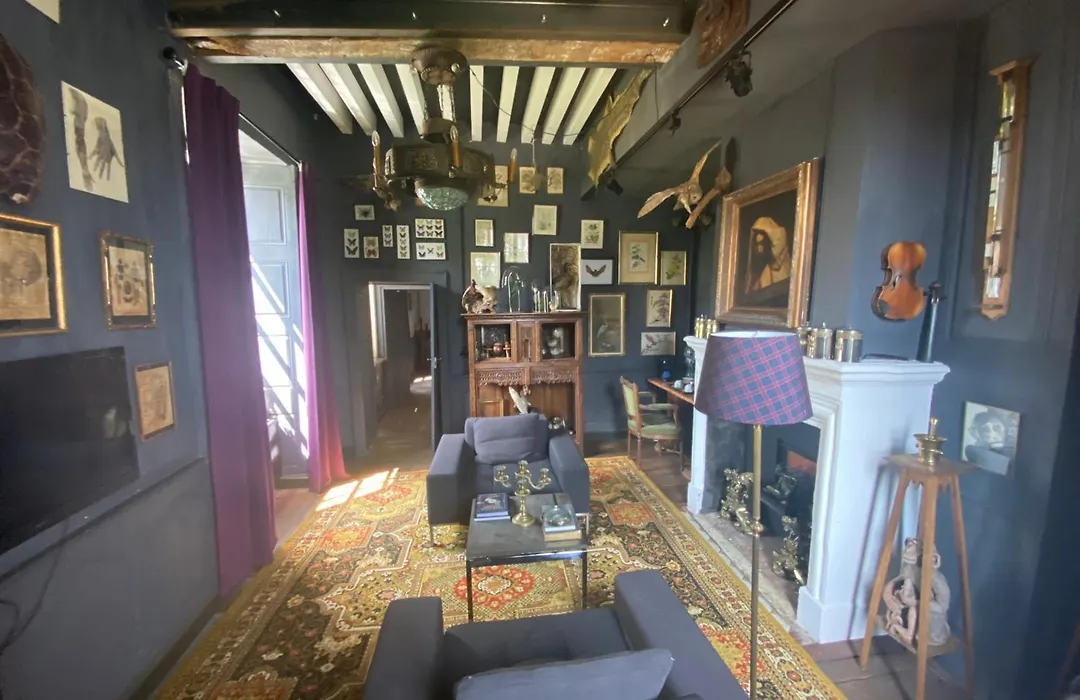 Chateau De Clemency-1