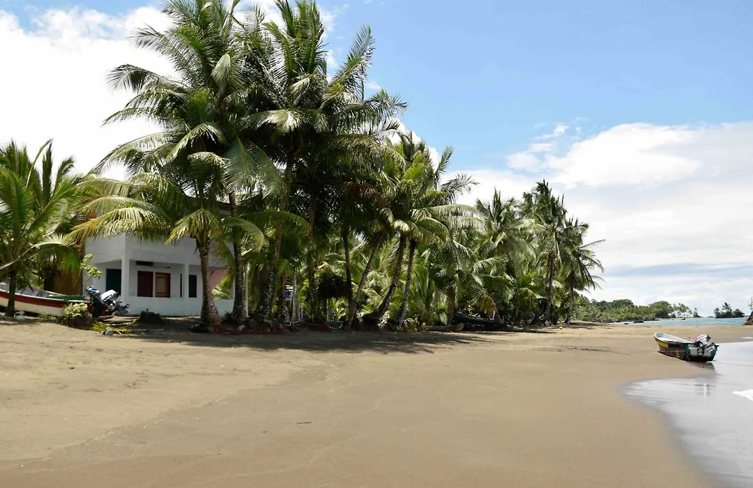 Playa Guachalito-1