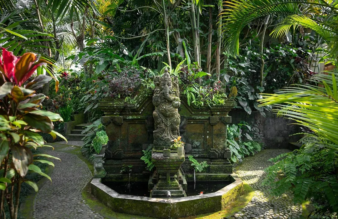 Santra Putra Guesthouse At Karja Art Space-1