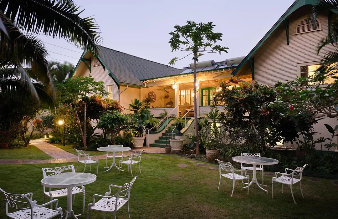 The Historic Wailuku Inn Maui-1