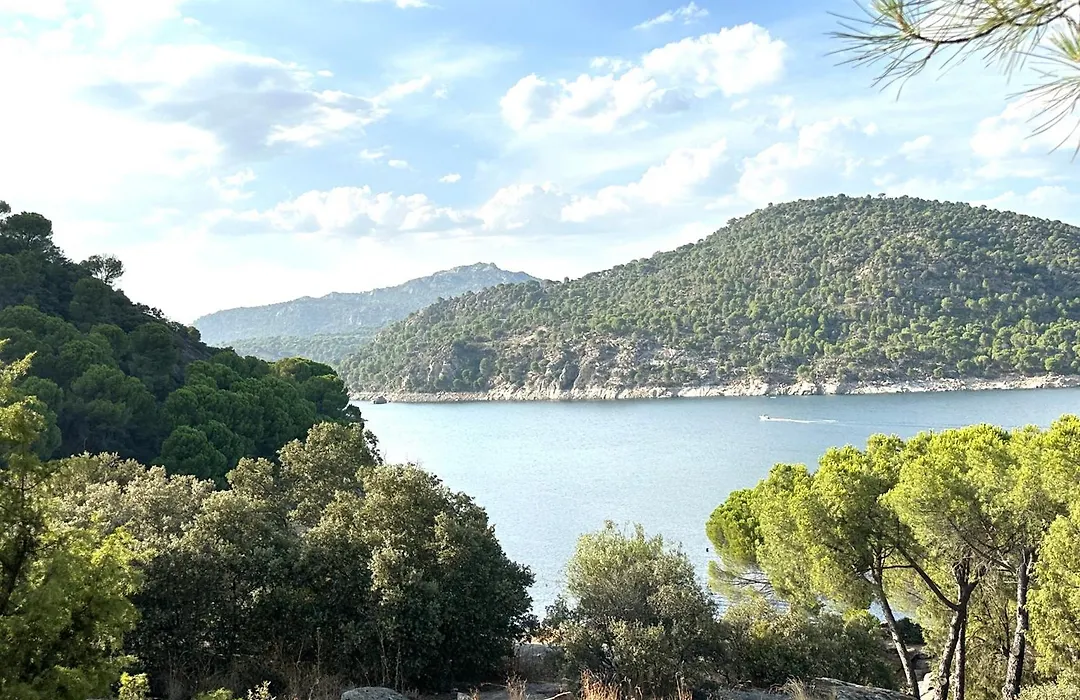 Hostal Myd Pantano-1