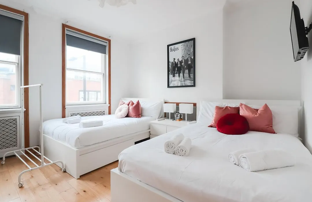 Chelsea Rooms-1