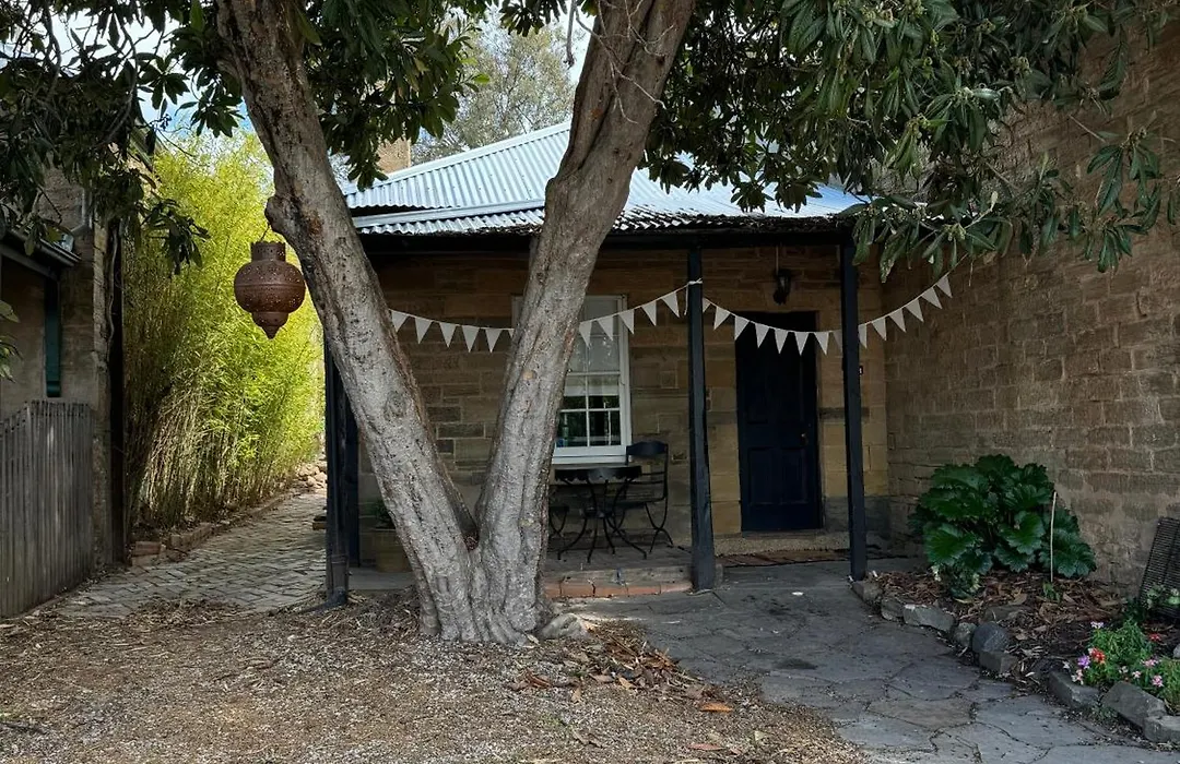 The Garden Cottage-1