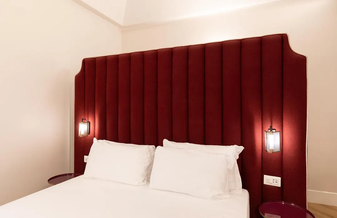 Relais Ammira-1