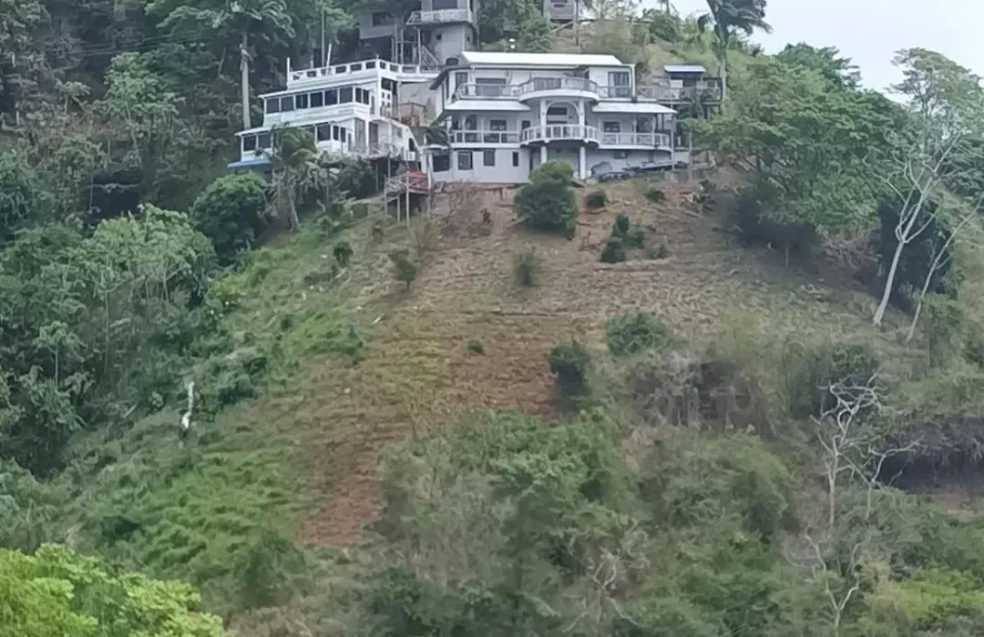 Paradise Point Villas-1