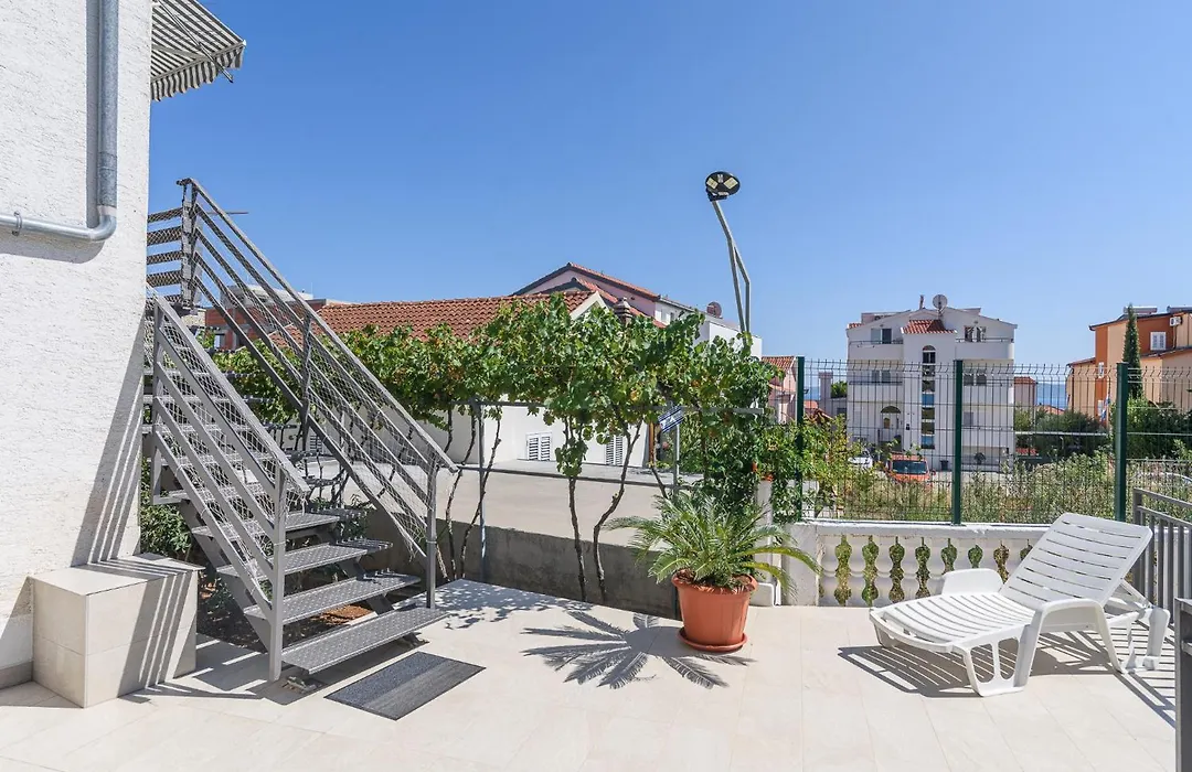 Apartment Bougainvillea-1