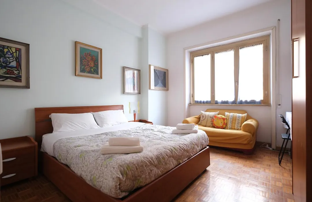 Guest House Piazza Tarquinia-1