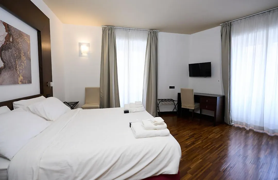Gemini Rooms-1