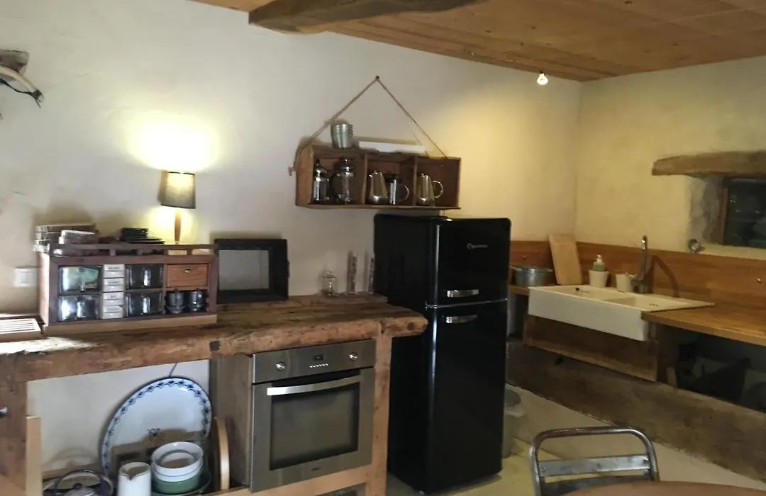 Suites de Campagne Les Eydieux, petits déjeuners inclus-1