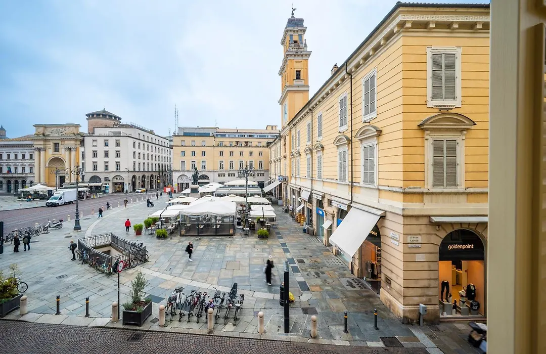 Palazzo Garibaldi Parma Luxury Rooms&Suites-1