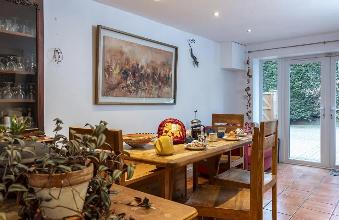 Sandford Meadow Guest House-1