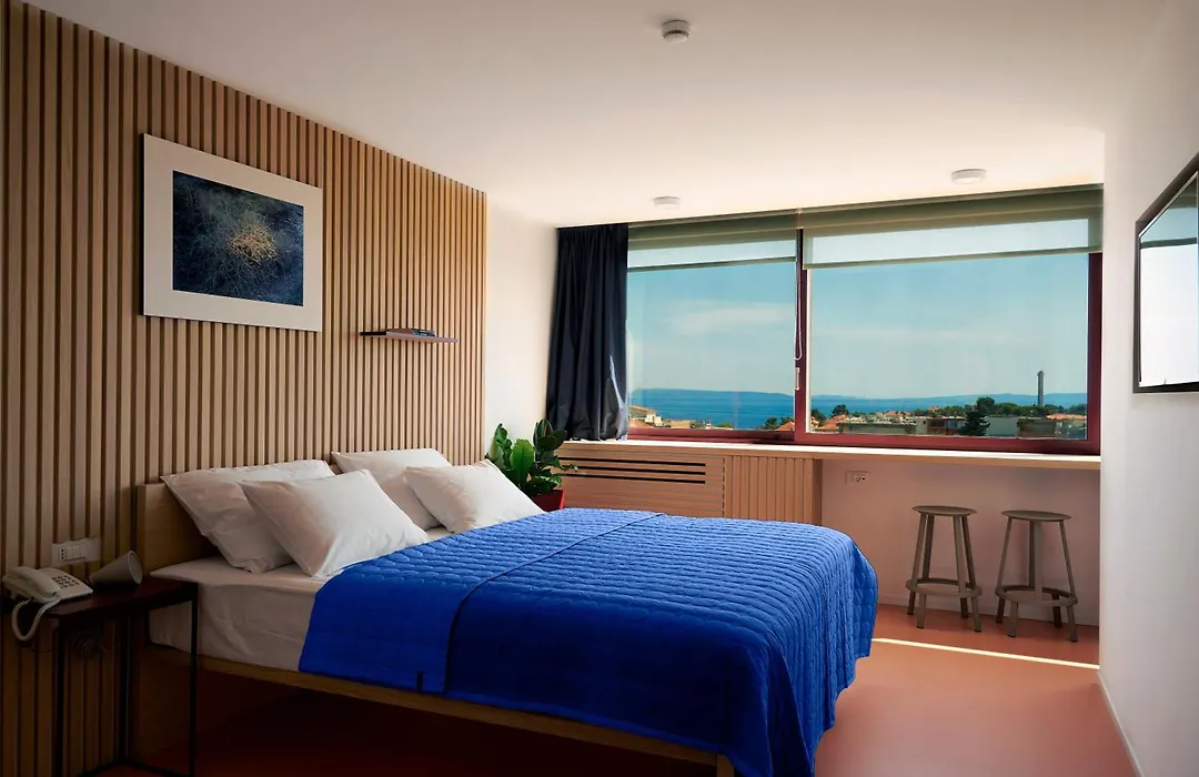 Horizon Luxury Suites & Design Rooms-1
