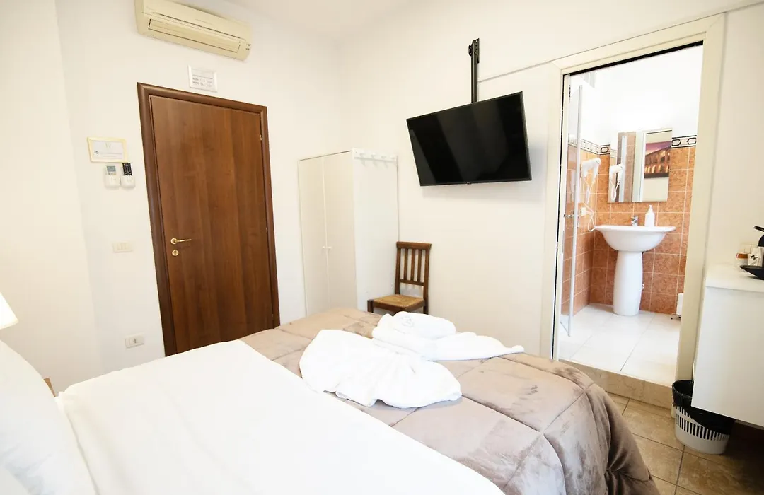 Verona Apartments&Rooms Porta Vittoria-1