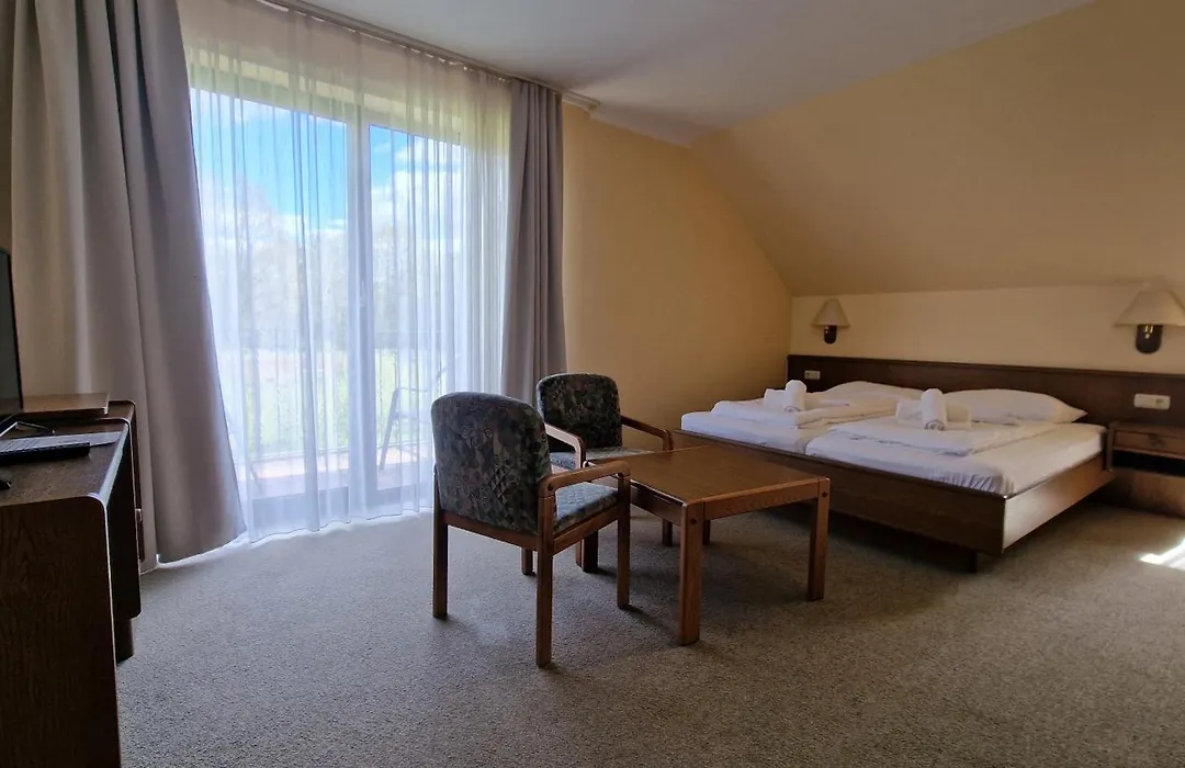 Hotel Tini-1