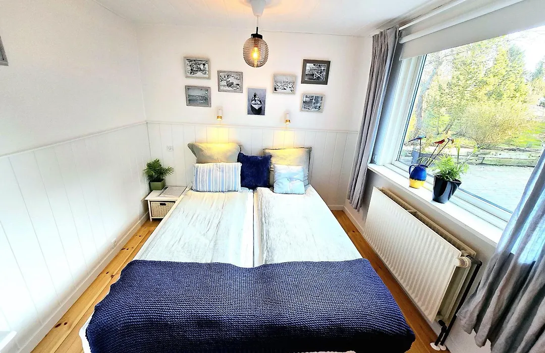 Guesthouse 'Blue House' In Vintage Villa&Garden-1