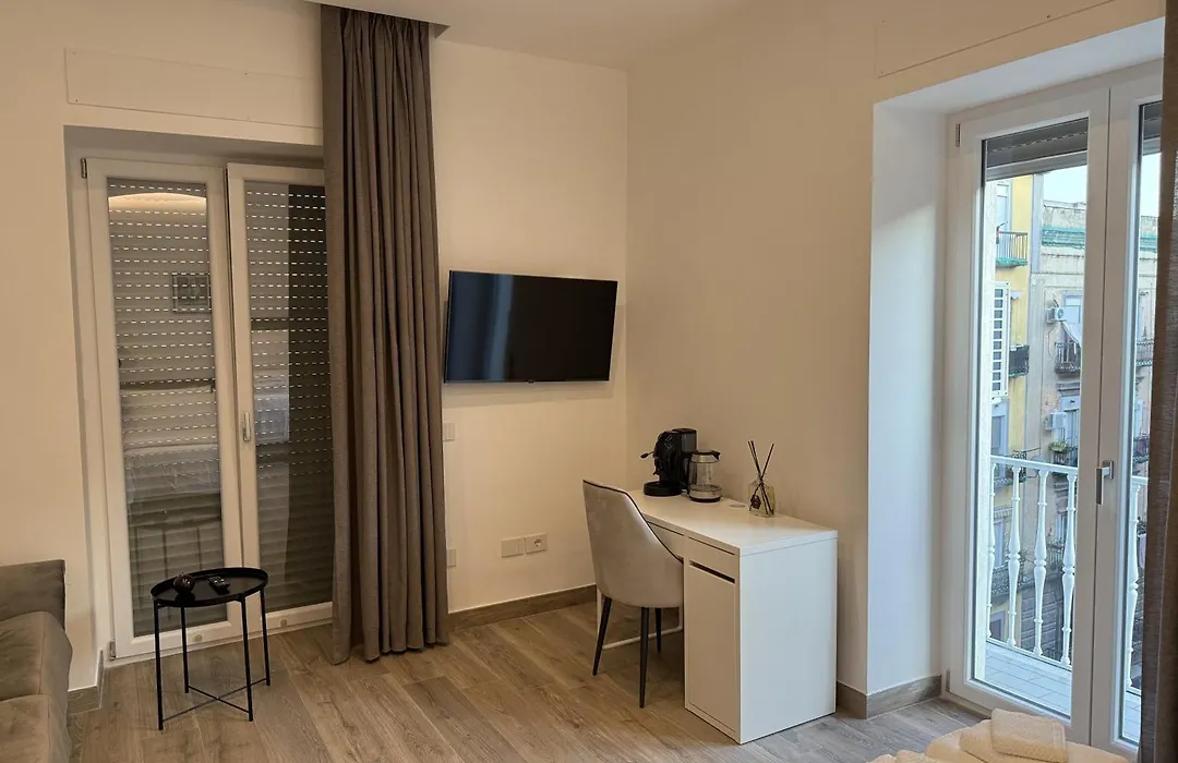 Home In Napoli-1