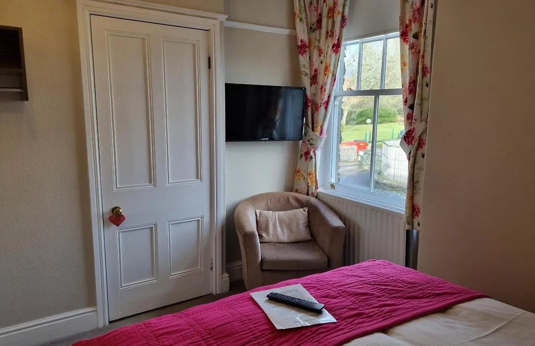 Montfort Cottage Guest House-1
