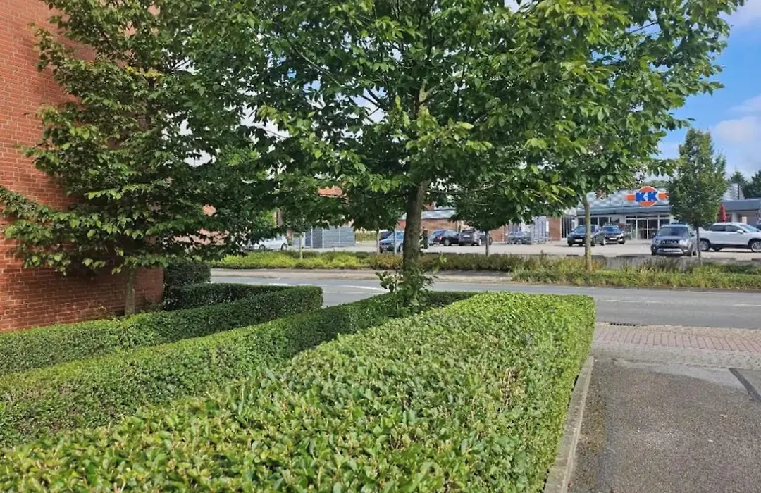 BOARDINGHOUSE PD25 ALTE FEUERWACHE I Unterkunft mit Einzel- und Doppelzimmer I 3min CityHospital I Monteure I Smart TV I Einzelbetten I Küche I Gemeinschaftsraum I Wasch I P-1