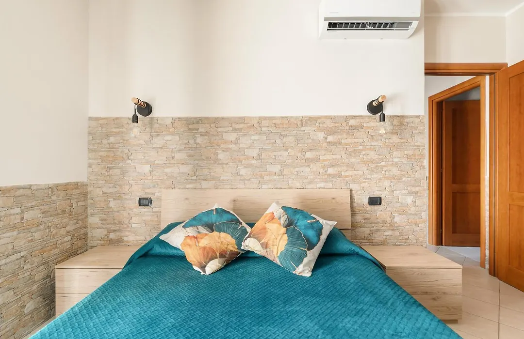Giramondo Guest house-1