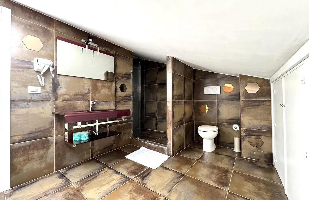 Residence Il Boschetto - Villa Con Piscina-1
