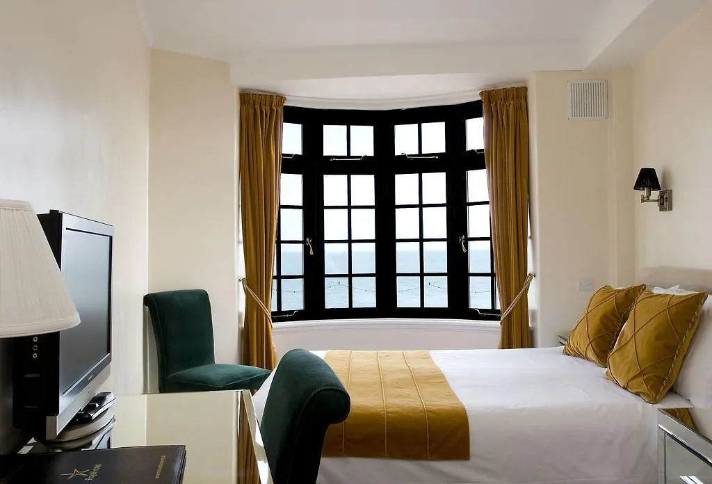 Royal Hotel (Adults Only)-1
