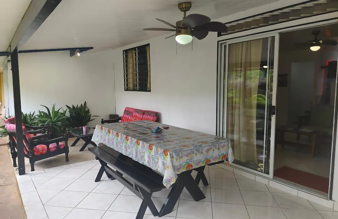 Fare Ara Location Huahine-1