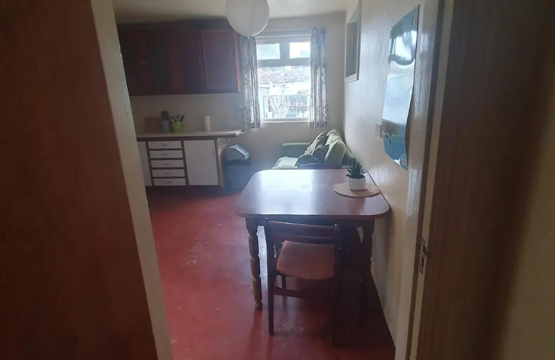Twin Room At Richmond House Fermoy-1
