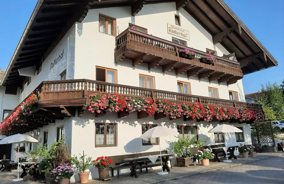 Gästehaus Radlerhof-1