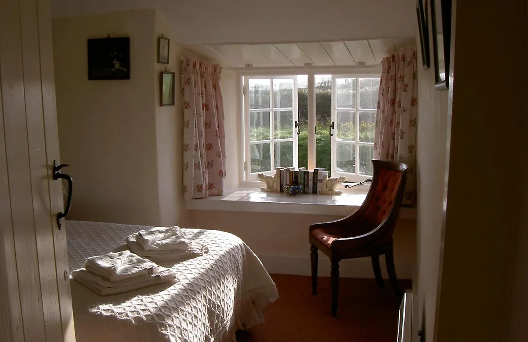 Lower Tresmorn Farmhouse-1