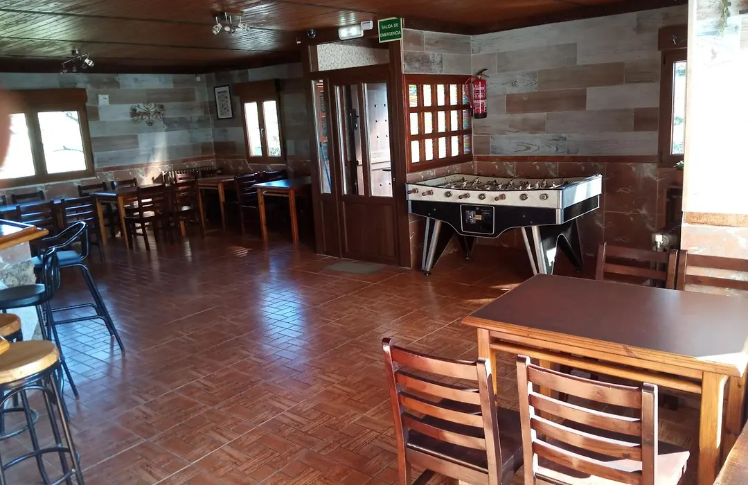 Hostal La Collada De Aralla-1