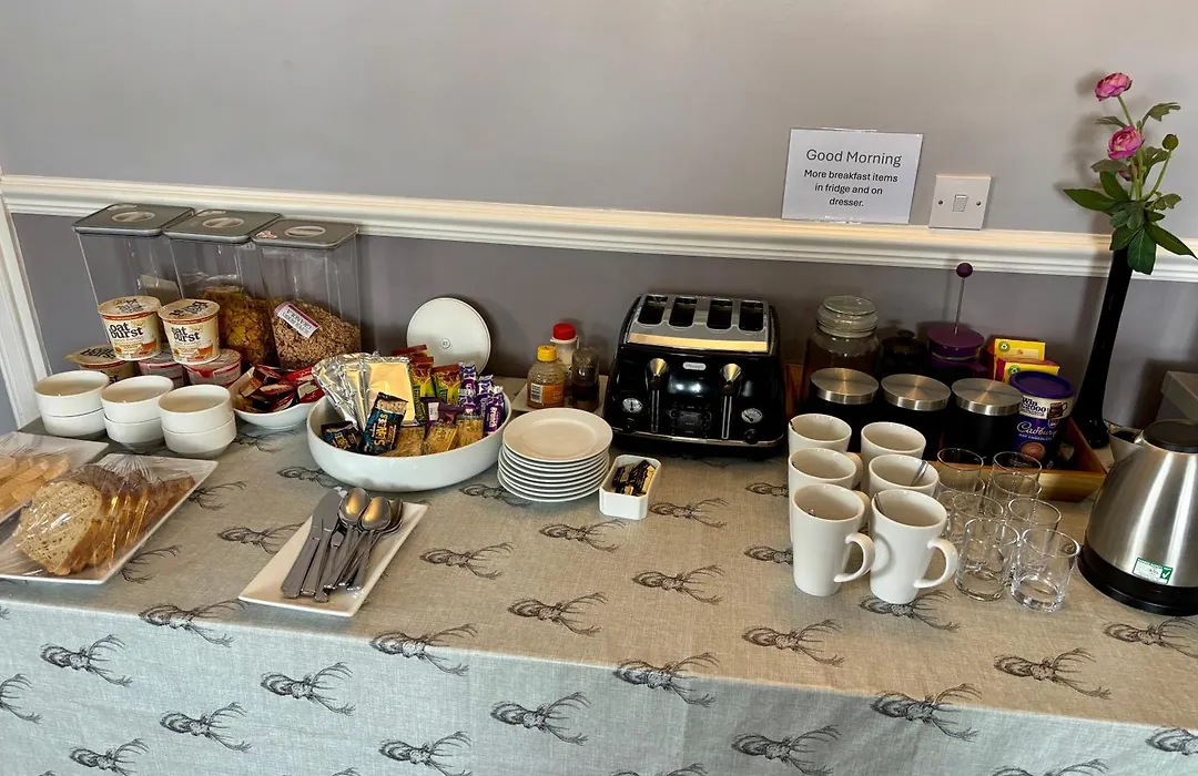 Fife Arms Guest House-1