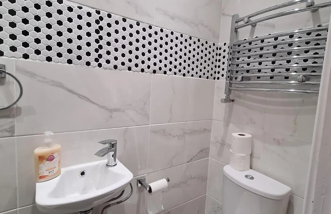 Close To Brunel University West Drayton Heathrow Airport Stockley Park - Ub7-1