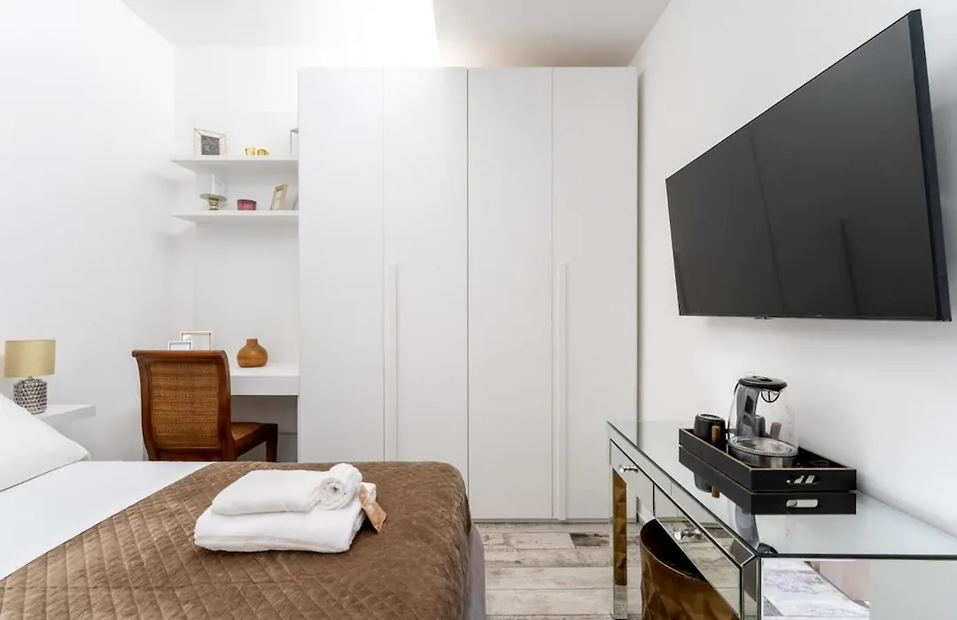 Testaccio Strategic Suite-1