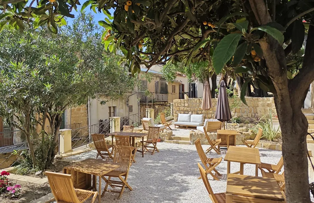 Villa Amoroso - Ospitalità Mediterranea-1