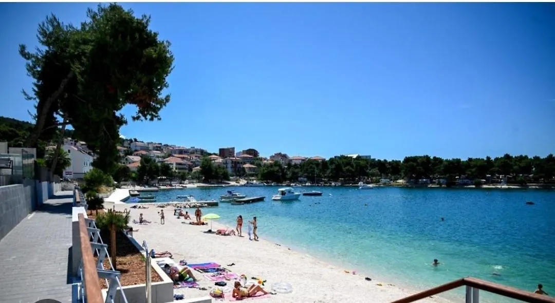 Villa Queen Trogir-1