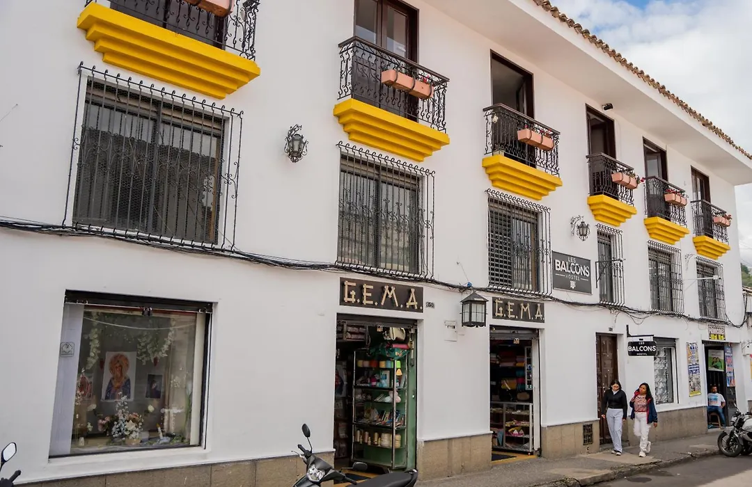 Les Balcons Hostel-1