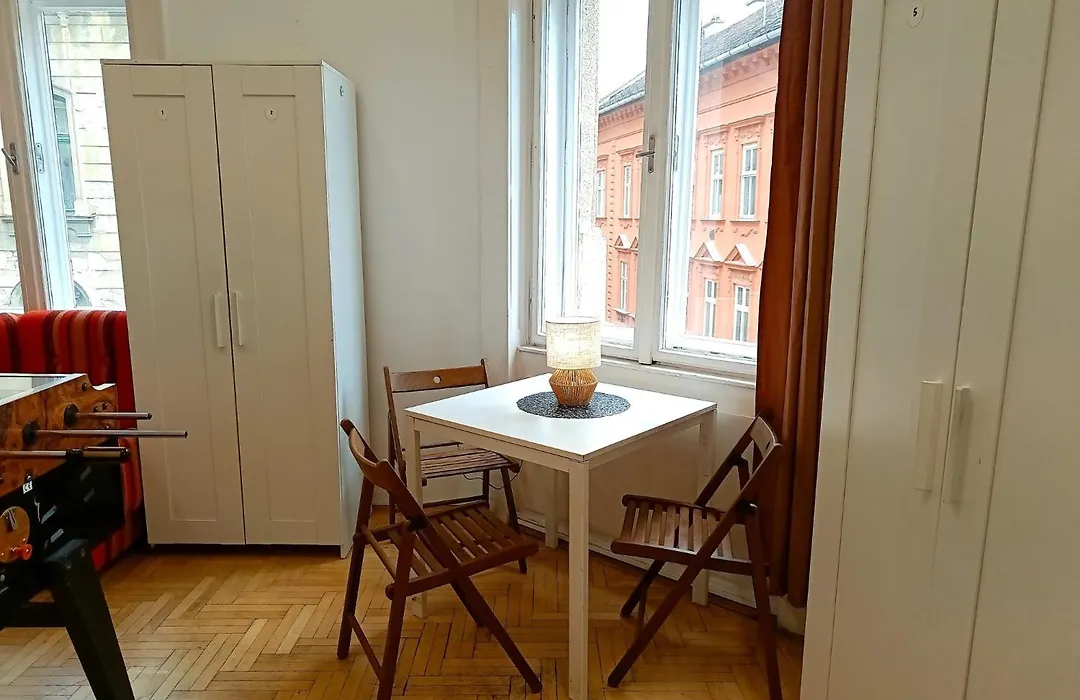 Goodmo Budapest Smart Rooms-1