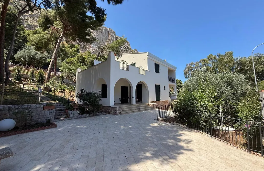Villa Rubino Mondello Guest house - By Rentalbeb Italy-1