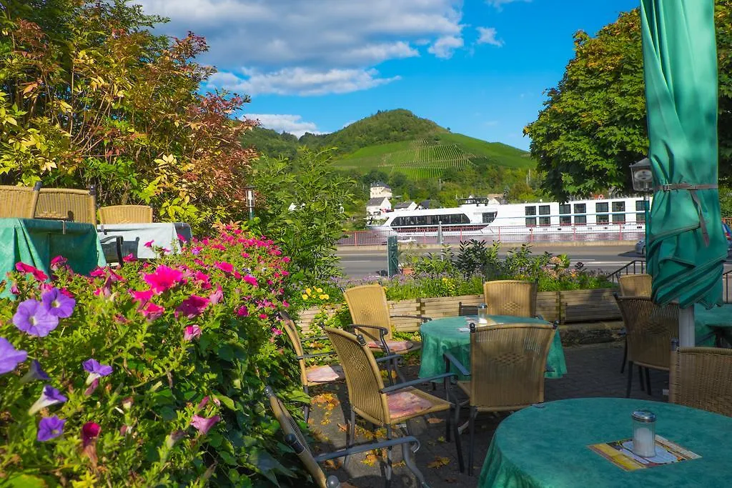 Panorama-Cafe Moselgarten-1
