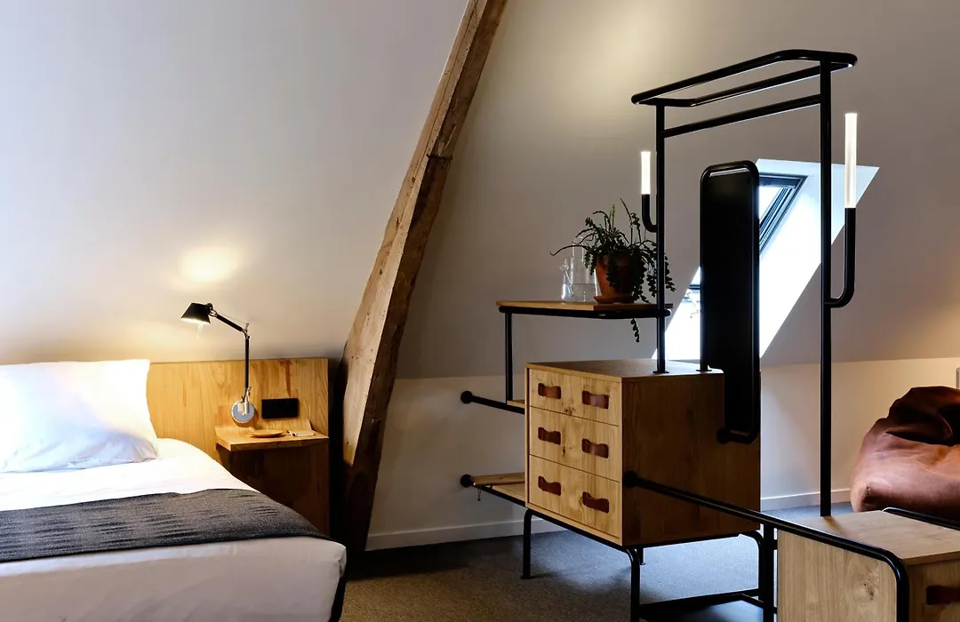 Chateau De La Resle - Design Hotels-1