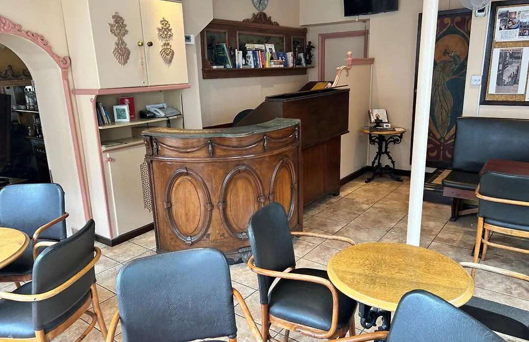 La Gaffe - Bed And Breakfast-1