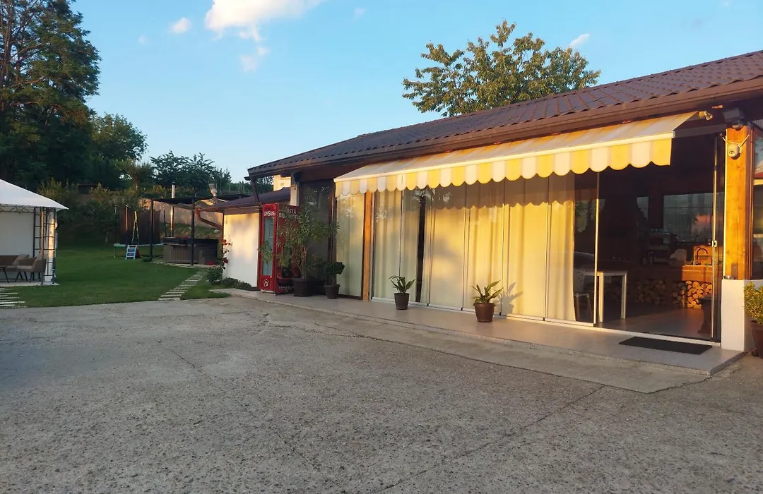 Pensiunea Prestige House-1