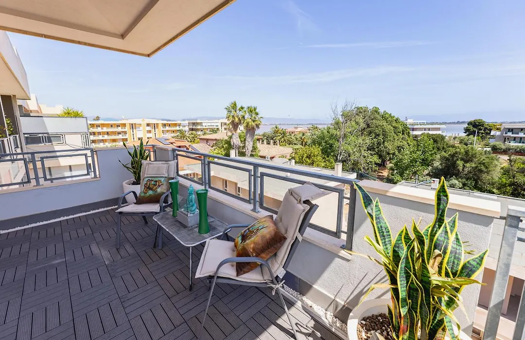 Penthouse Genneruxi-1