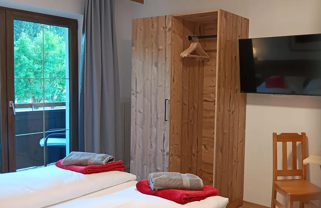 Haus Huber Zimmer und Apartments-1
