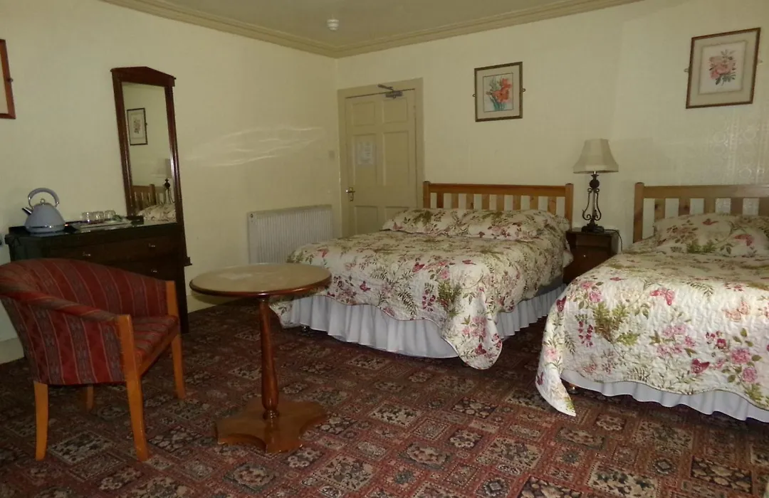 Averon Guest House-1