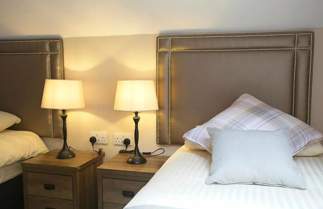 Lochiel Villa Guest House-1