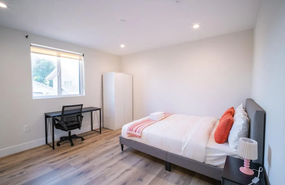 Modern Private Ensuite Room Near Usc-1