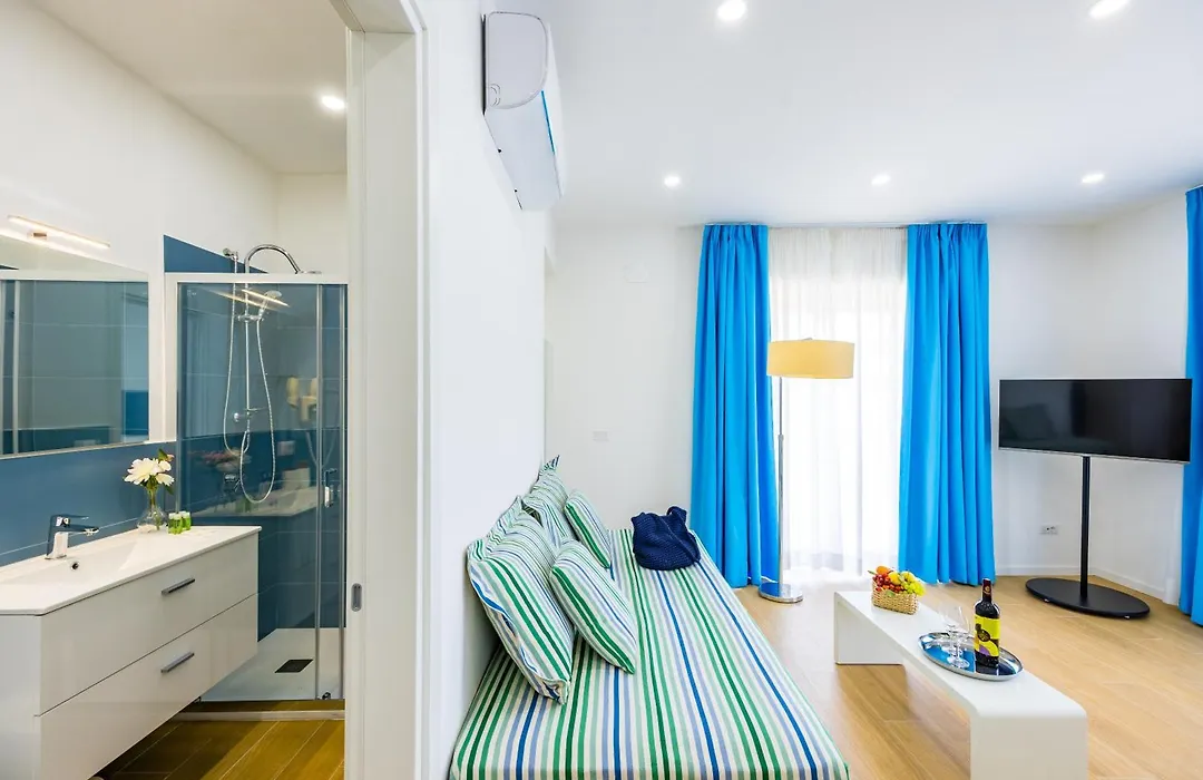 Carlo III Guest House-1